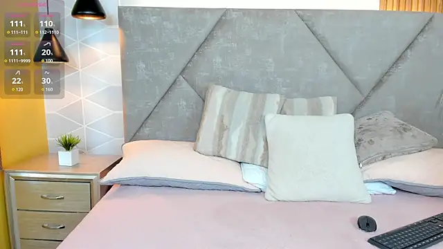 Jade_Whisper's cam snapshot