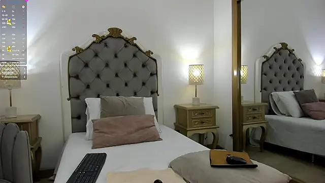 frehia_dimou's cam snapshot