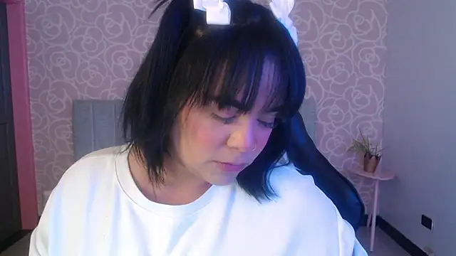 Vivi_rosse_ch's cam snapshot