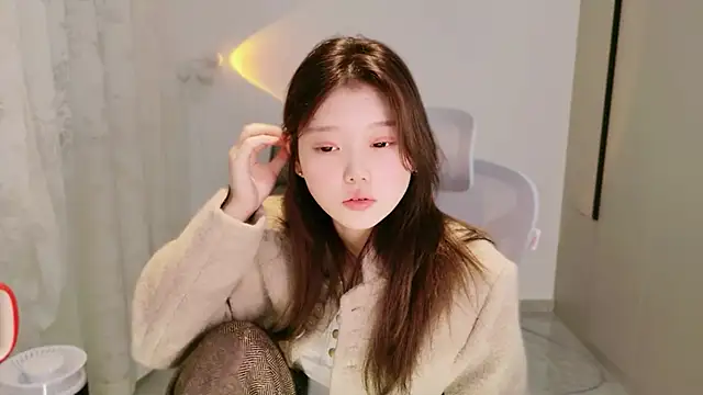 yang-yang-yang's cam snapshot