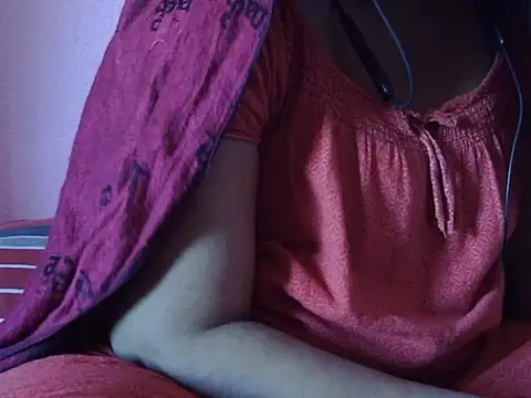 Pooja-suman's cam snapshot