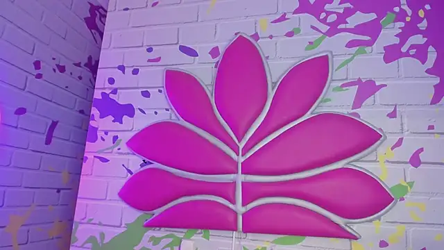 ValerySkinnyy's cam snapshot