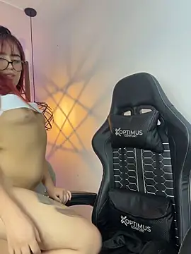 Khloe_Johnson18's cam snapshot