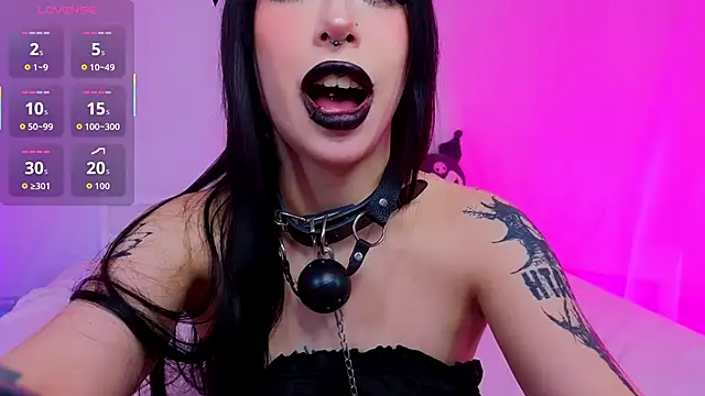 venomeowww__'s cam snapshot