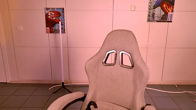 May_Bloom's cam snapshot