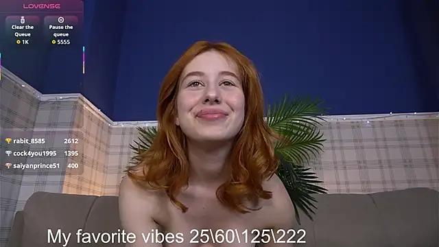 Lisafoxy_ live sex cam