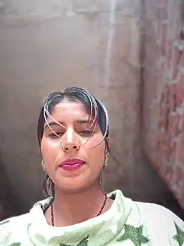 4U143's cam snapshot