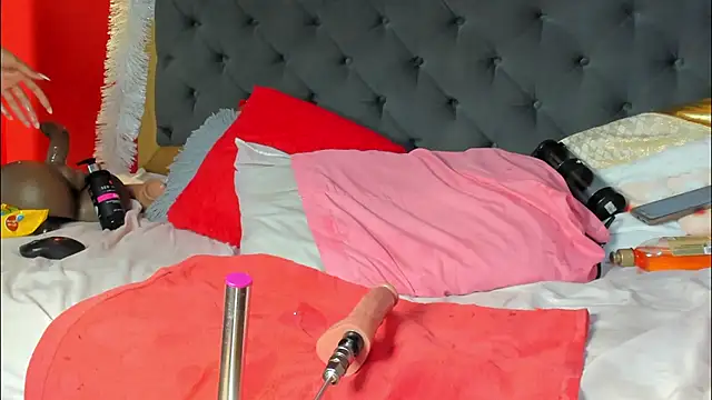 YayaHilton's cam snapshot