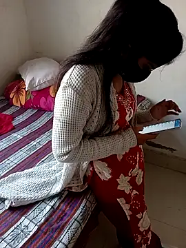 Kavya-collage's cam snapshot