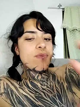 taaylor33's cam snapshot