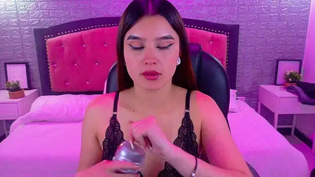 Natalie_loffreda's cam snapshot