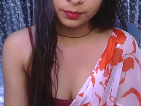 alaviya-19's cam snapshot