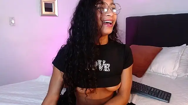 SashaBowei's cam snapshot