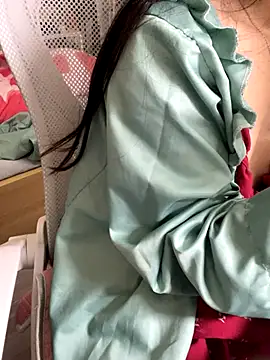 Mina048's cam snapshot