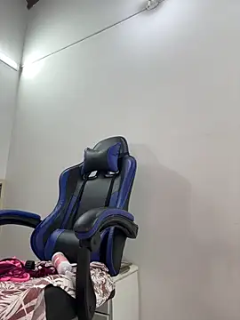 Adeline_1's cam snapshot