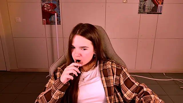 May_Bloom's cam snapshot