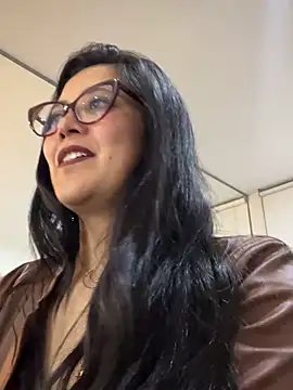 TAMARALEWISMD's cam snapshot