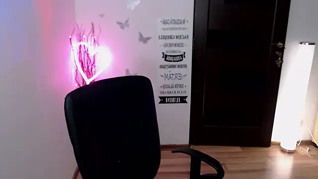 ViviRoses's cam snapshot