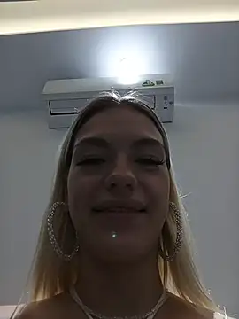 -Sexy_Barbie-'s cam snapshot