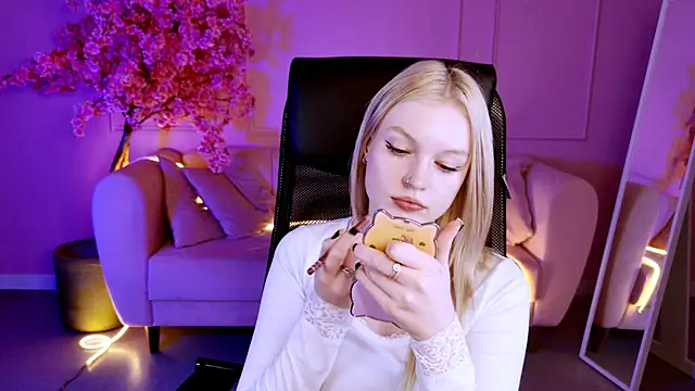 GraceGlamour's cam snapshot