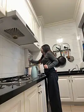 chick-888's cam snapshot