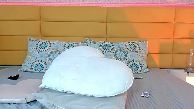 KamileBlake's cam snapshot