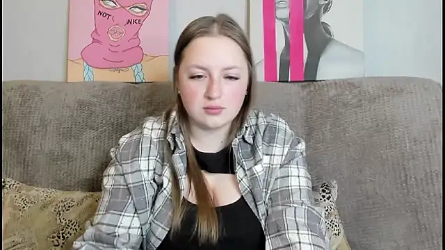 GirlPlayer's cam snapshot