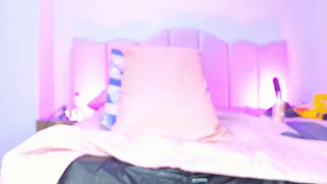 Sofia_martiin's cam snapshot