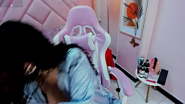 DemiJones_'s cam snapshot