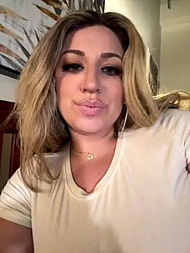 miamellycious's cam snapshot