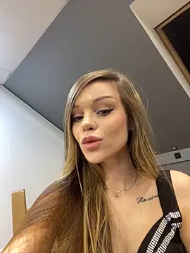 MarilynNova's cam snapshot