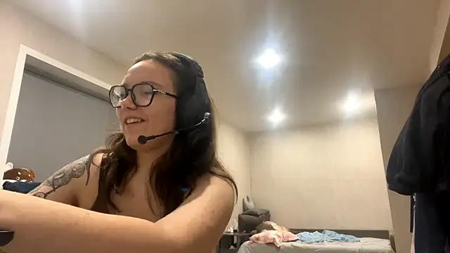 KerriMcbreen's cam snapshot