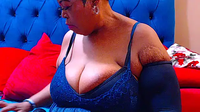 ebonycandy10's cam snapshot