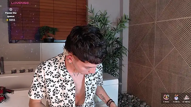 Tiam_muller live sex cam