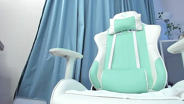 Zoe_Vee's cam snapshot