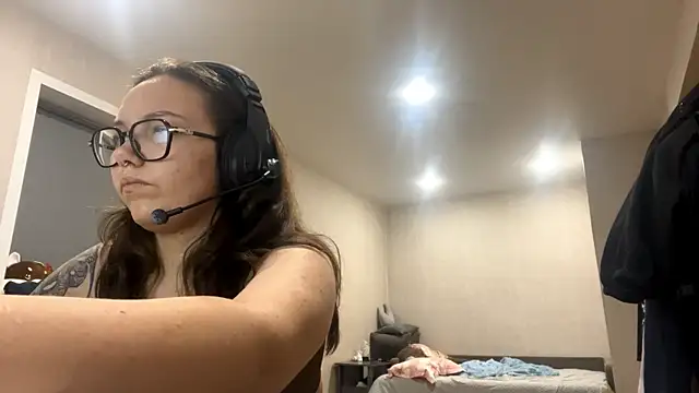 KerriMcbreen's cam snapshot