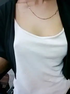 Roja__'s cam snapshot