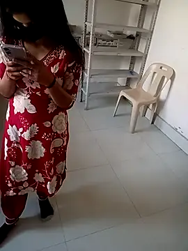 Kavya-collage's cam snapshot