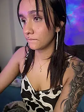 Isabella-Teen's cam snapshot