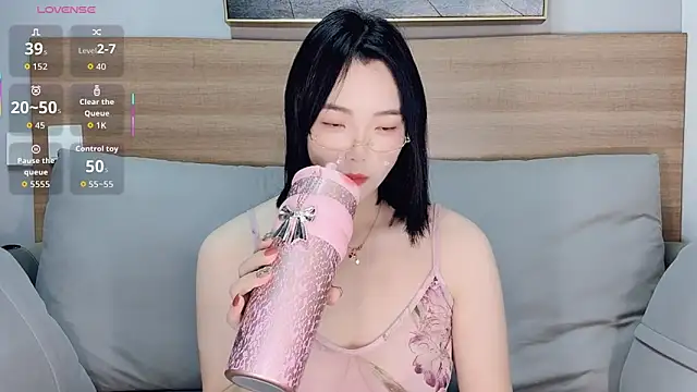 upoo7lt's cam snapshot