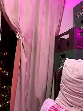 Hot_beauty__'s cam snapshot