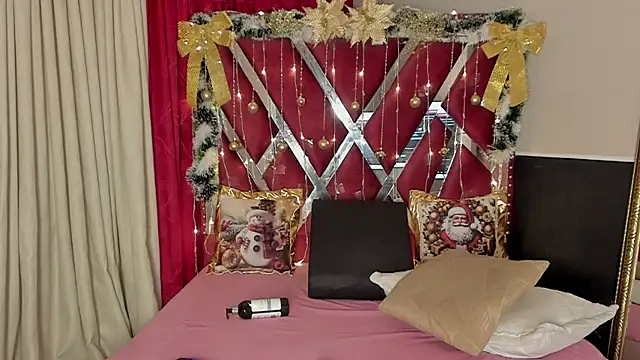 MicaelaHot_'s cam snapshot