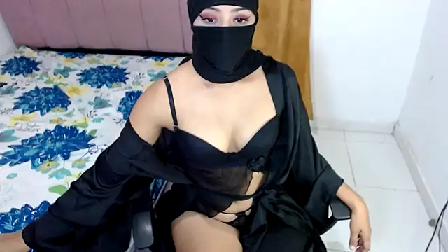 Layla_Noor's cam snapshot