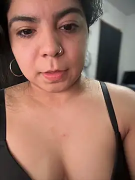 kimmiakiss22's cam snapshot