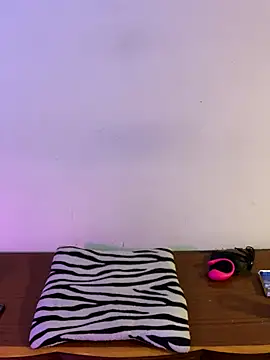 Felicia_smok3's cam snapshot