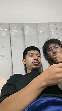 AxelAndJeremy's cam snapshot