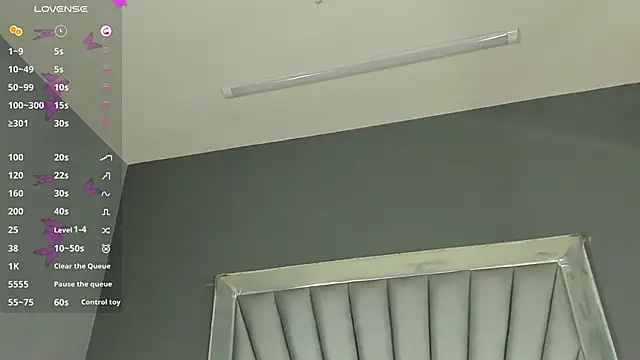 AmyBlackwood's cam snapshot