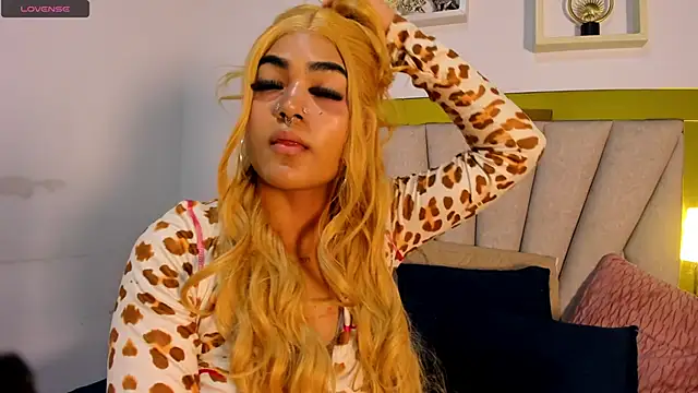 vahiolet_fuentes's cam snapshot