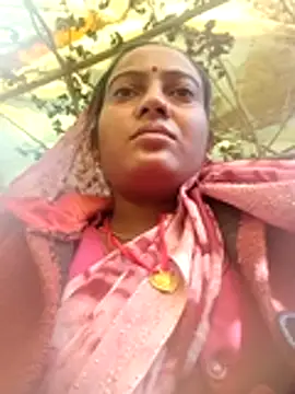 Iulia258's cam snapshot