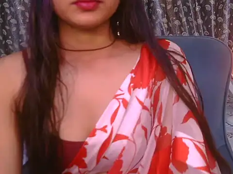 alaviya-19's cam snapshot